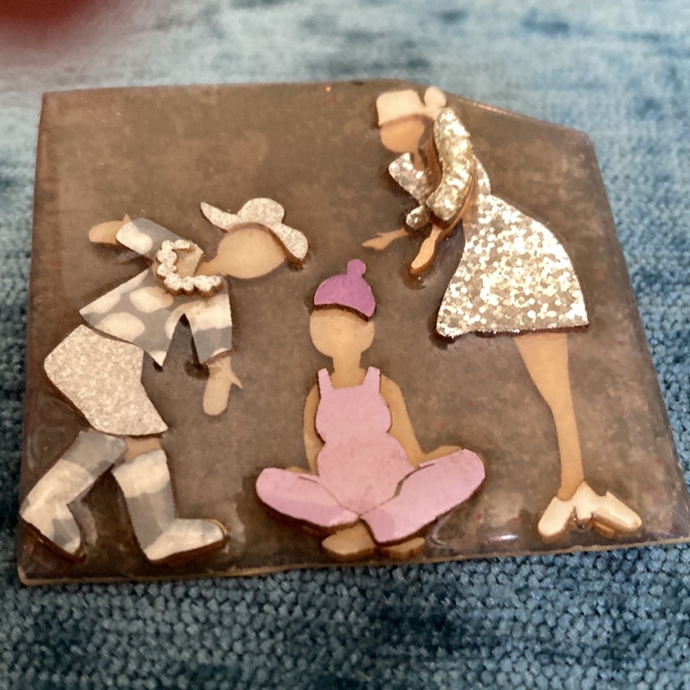 Lucinda People pin